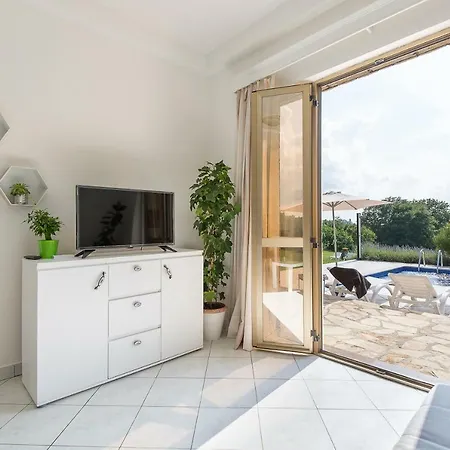 Apartment Cekada