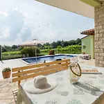 Apartman Cekada *