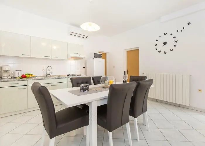 Apartman Cekada *